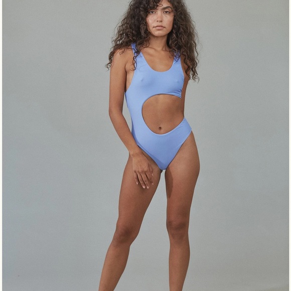 ACACIA Cora one piece in Hydrangea - Picture 5 of 11
